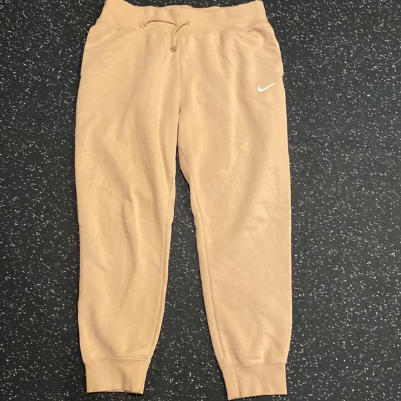 NWOT Beige Embroidered Nike Men’s XL Cotton Tapered Comfy Sweatpants - Picture 3 of 5